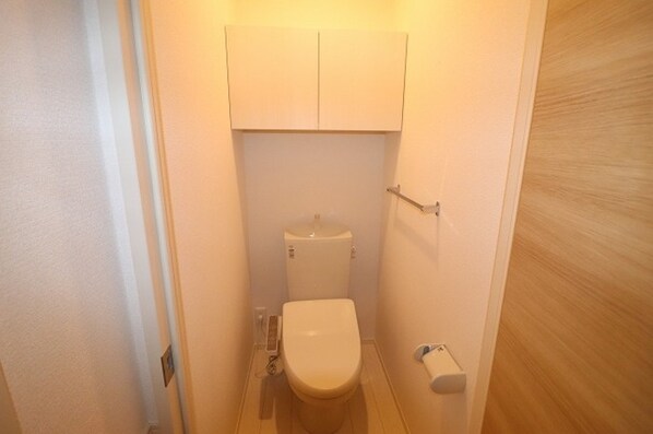 コンフォールの物件内観写真